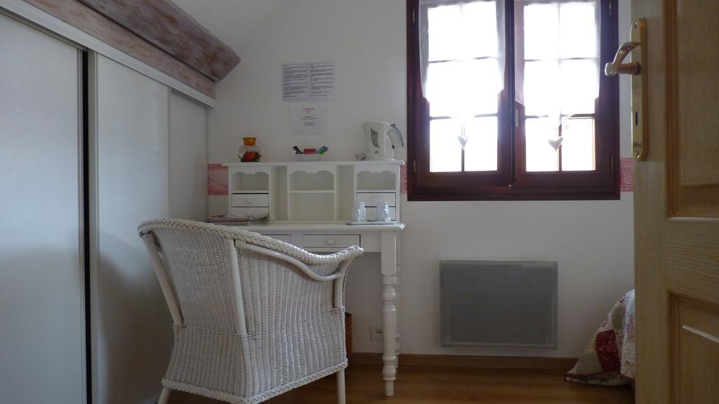 Bed and Breakfast La Cyrillaure Mosnes Exterior foto